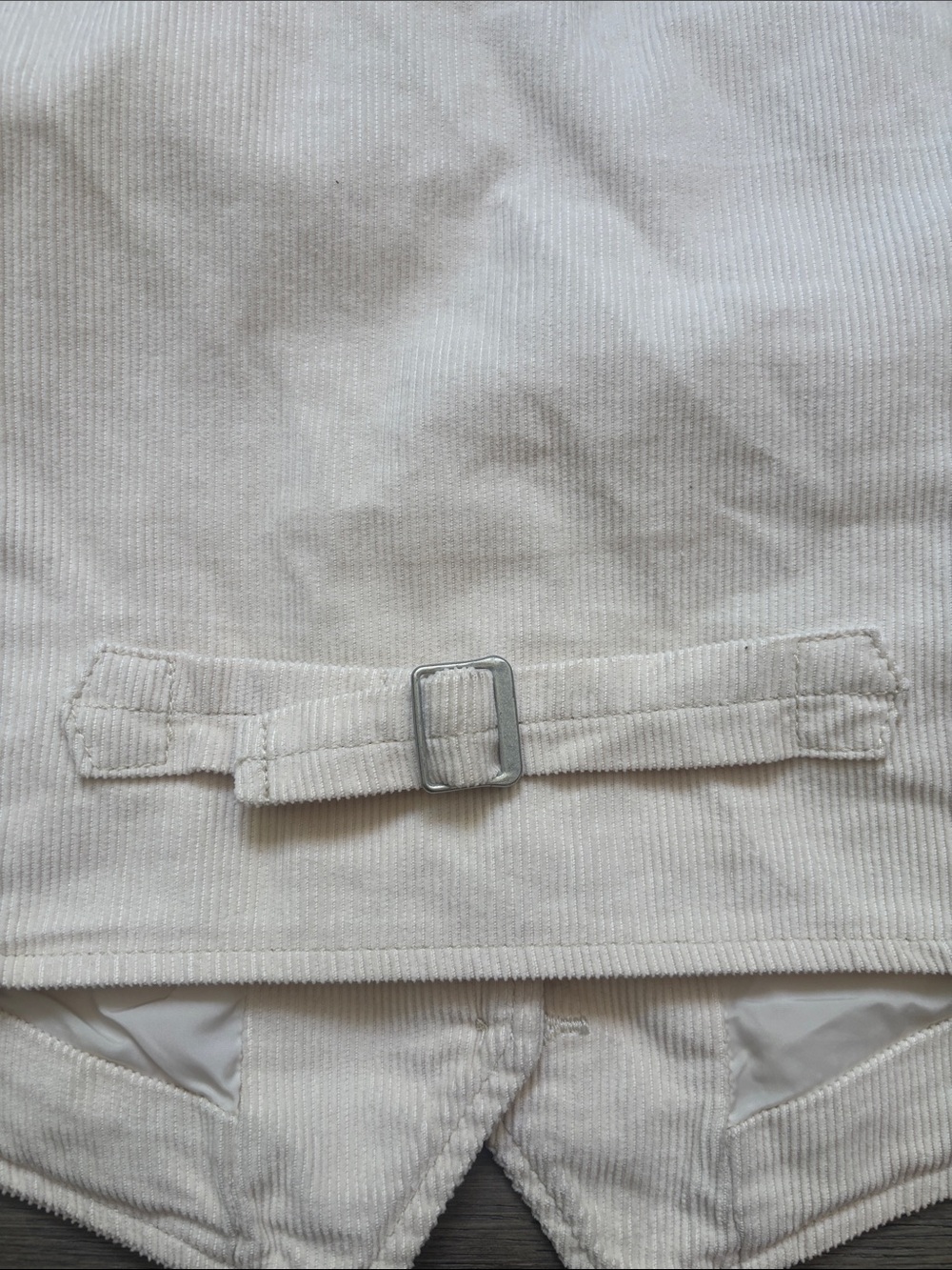 Levi's | Vintage Inspired Tailored Corduroy Vest in Ivory Cream Size Large - Picture 15 of 15